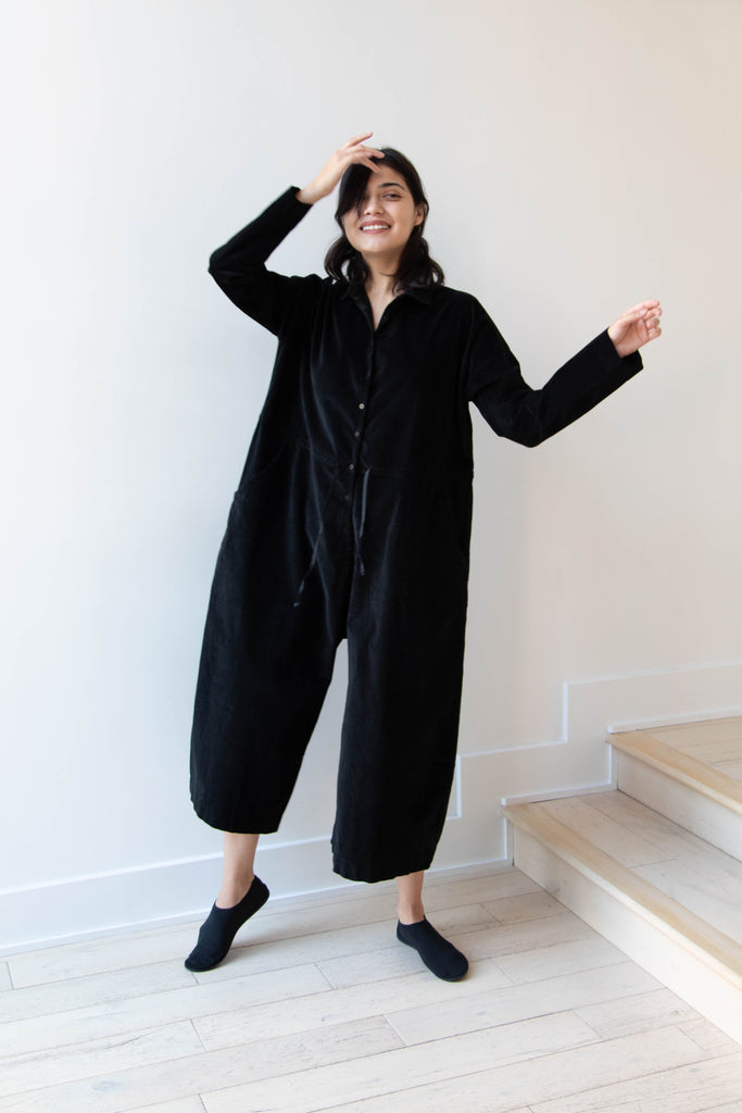 Album di Famiglia | Velvet Oversized Collar Jumpsuit in Black