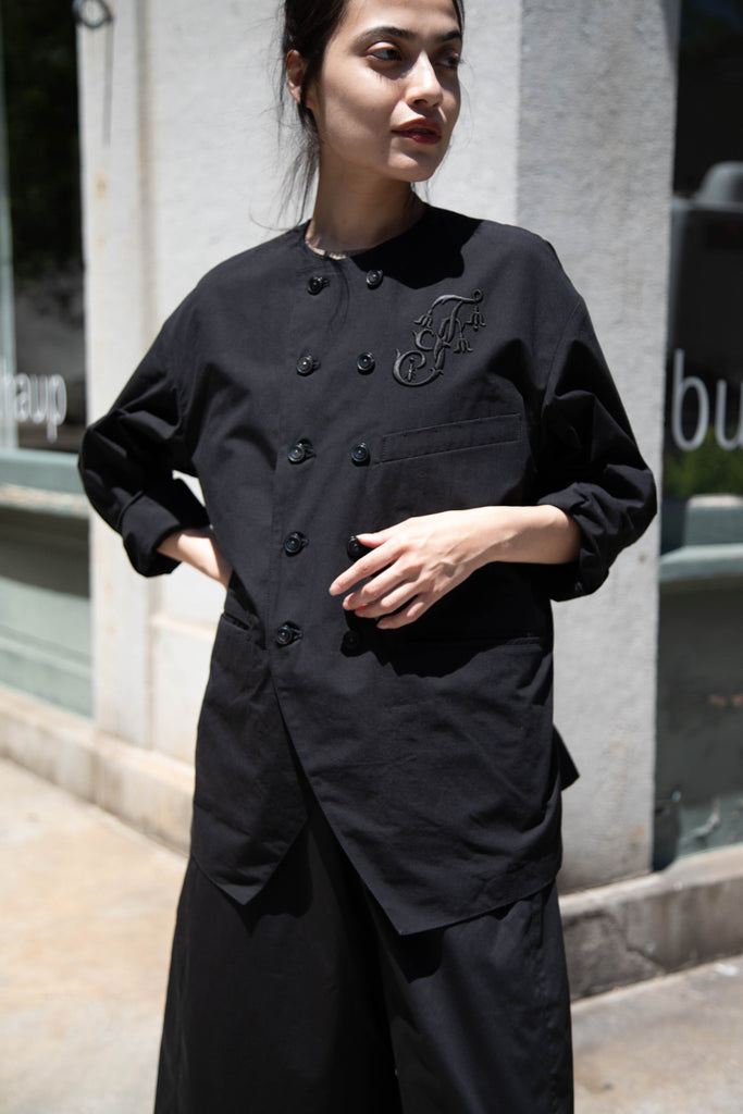 Aseedonclöud | Embroidered Jacket in Black