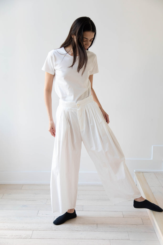 Arts & Science | Front Tuck Back Gum Pants in Off White Cotton
