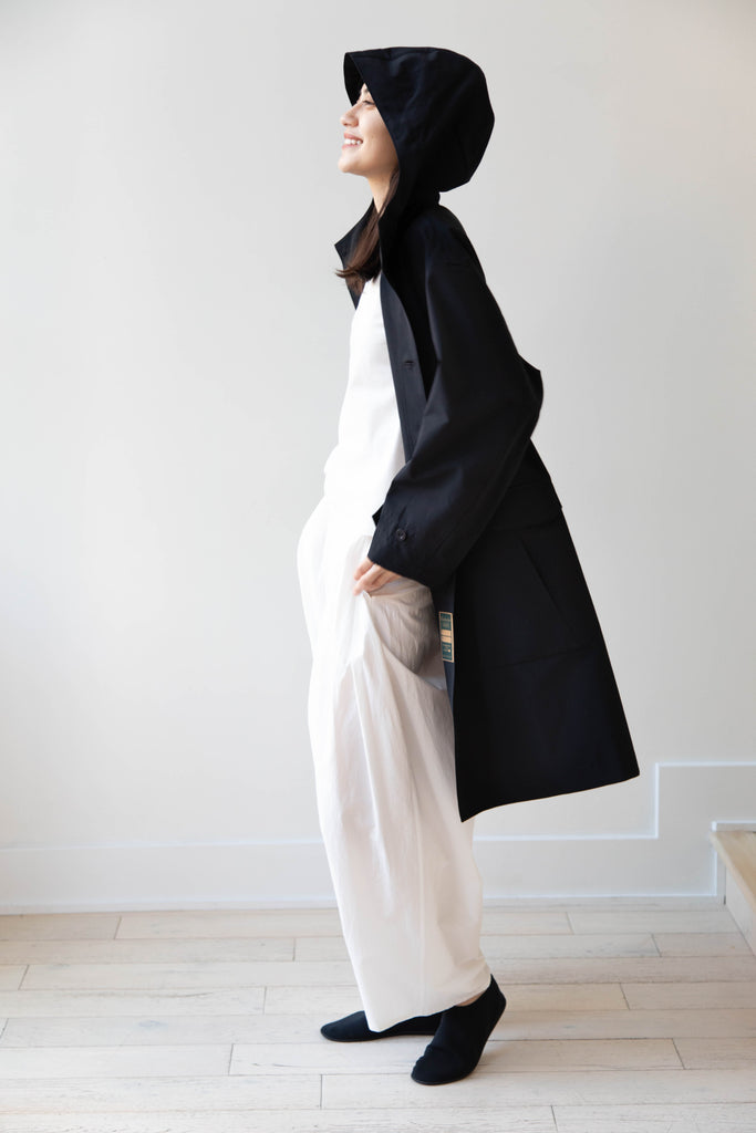 Aseedonclöud | HW Weather Coat in Black