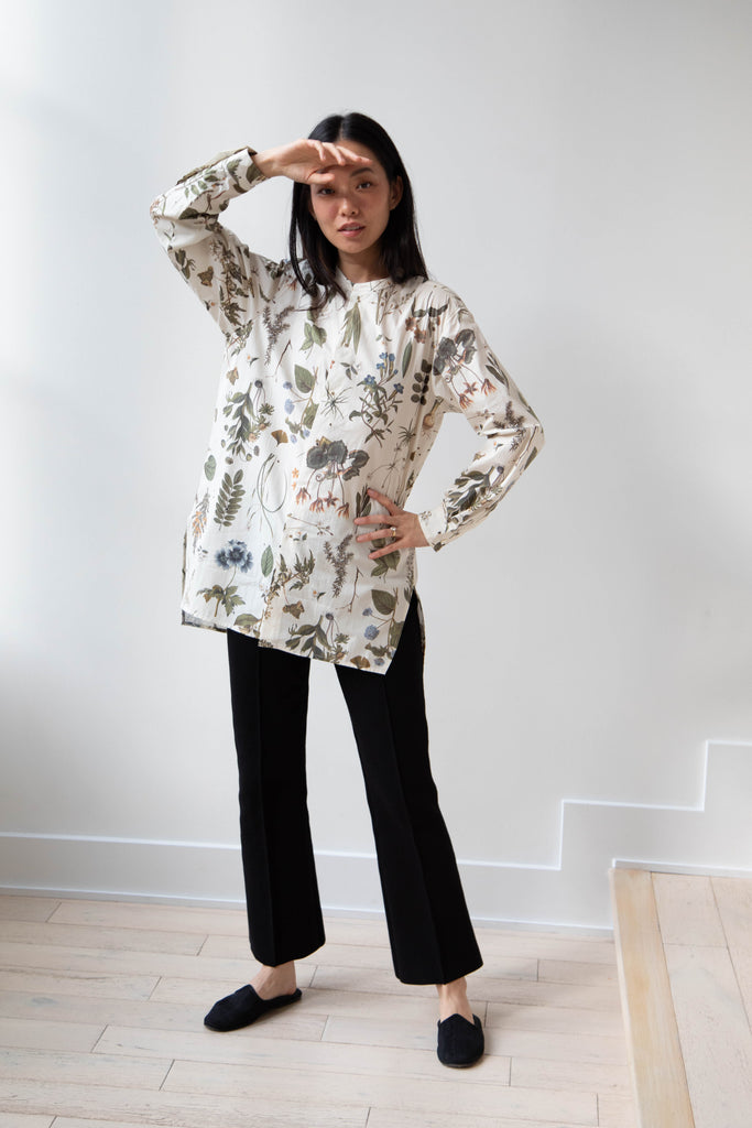 Aseedonclöud | Standard Shirt in Tea Garden Flower Print