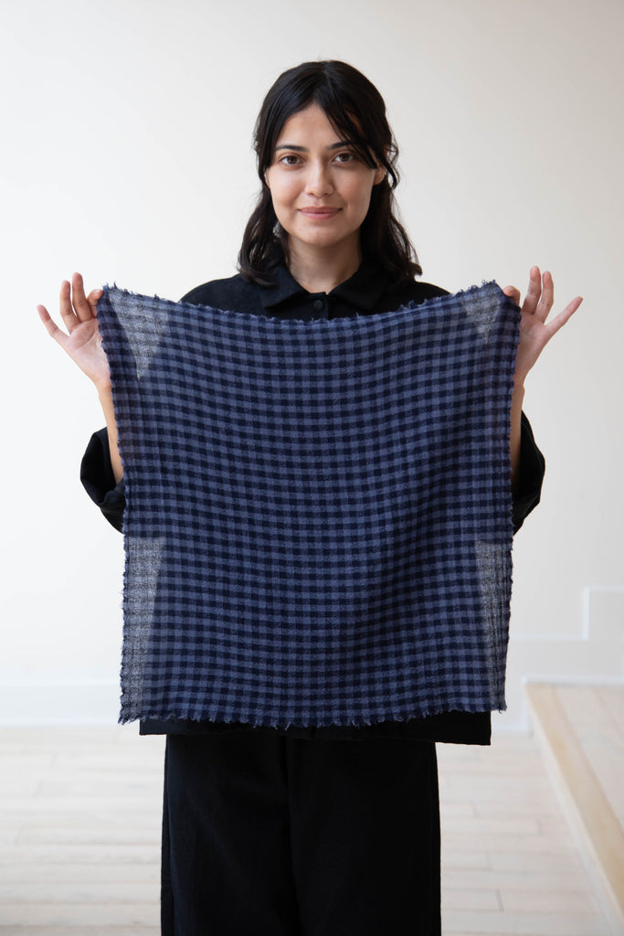 Apuntob | Small Cashmere Scarf in Blue