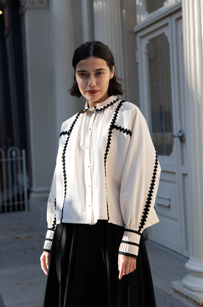Aseedonclöud | Shepherd Blouse in Off White