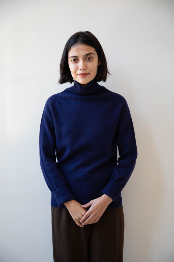 Armen | Sweater in Navy