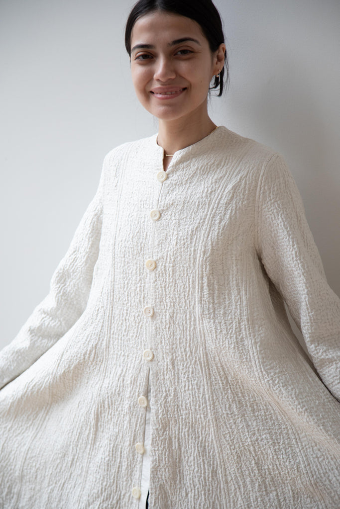 Maku | Okami Stitched Coat in White