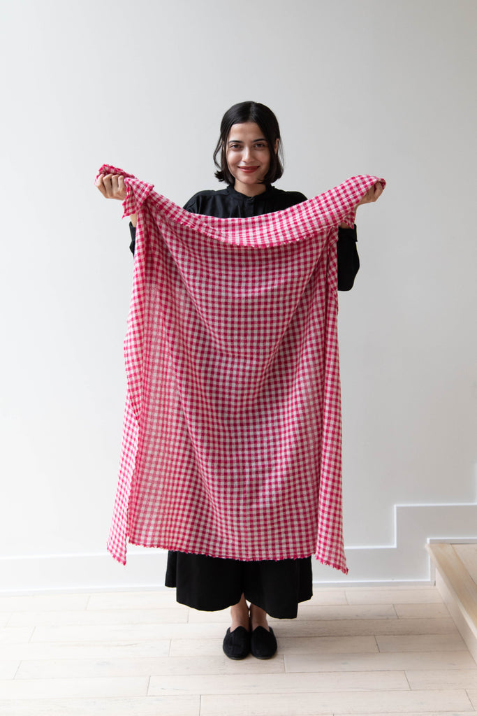 Apuntob | Wool Scarf in Raspberry & Natural