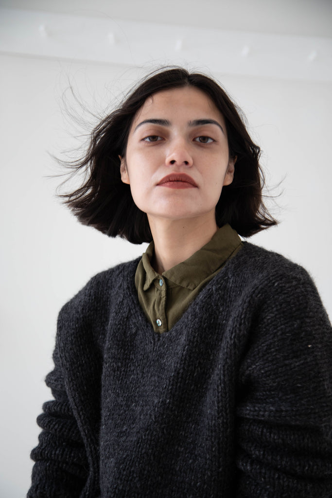 Album di Famiglia | Hand Knit Oversized V Neck Sweater in Slate