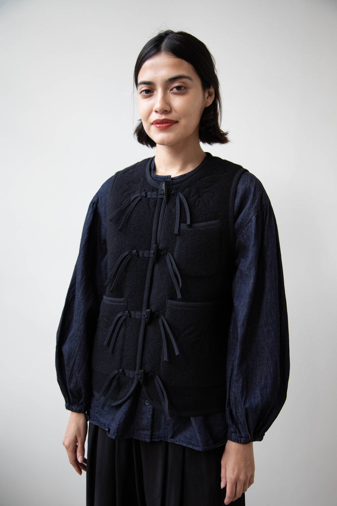 Aseedonclöud | Kigansai Fleece Vest in Black
