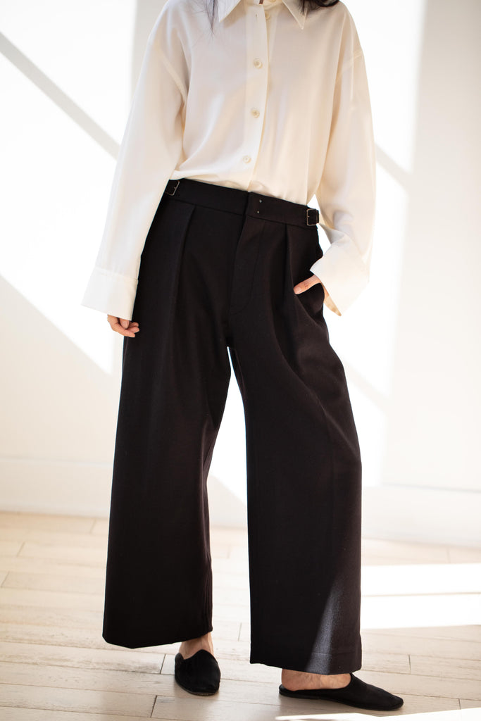École De Curiosités | Perry Pants in Black Loden Wool