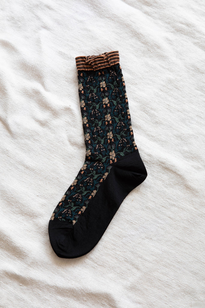 Antipast | Wall Flower Socks in Black