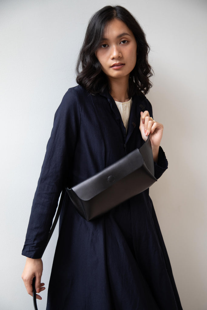 Melete | Large Paper Plane Sac in Black