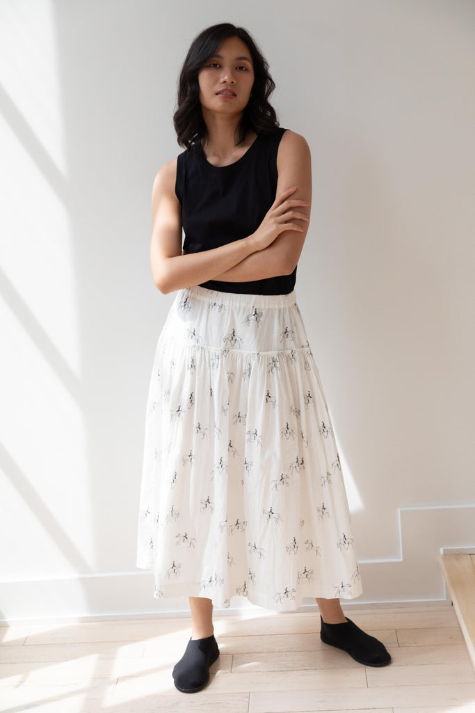 Robe de Peau | White Gathered Skirt in Equestrian Print