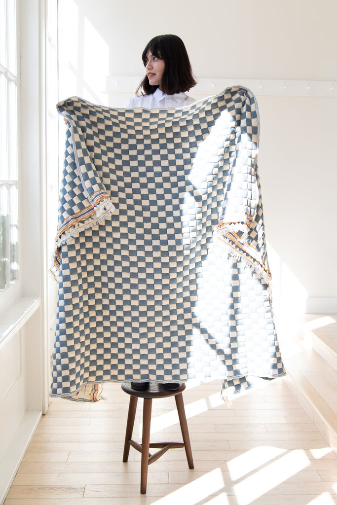 Runaway Bicycle | Indigo and Cream Quilt