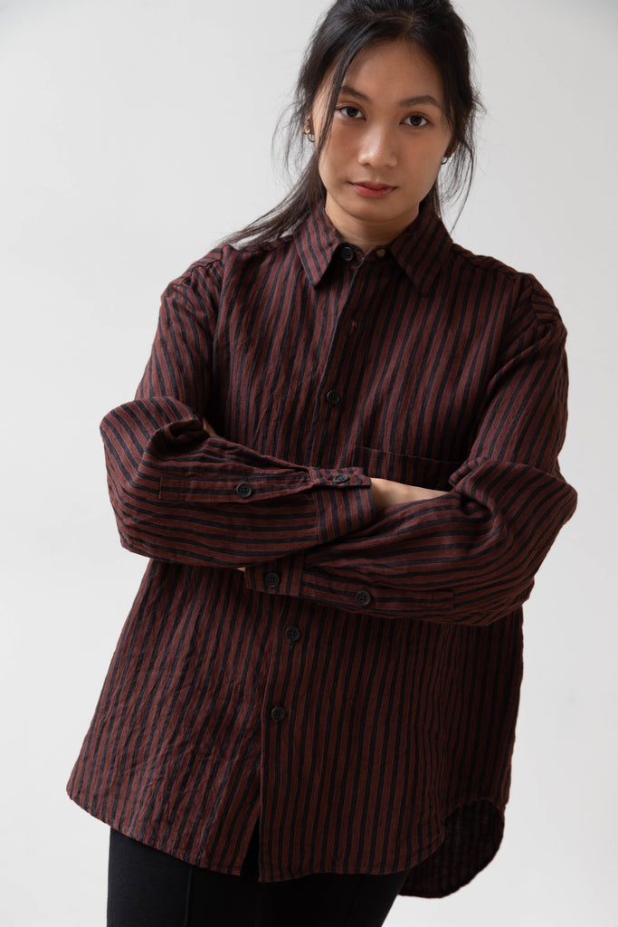 Evan Kinori | Big Shirt Two in Yarn Dyed Linen Stripes- Navy & Red