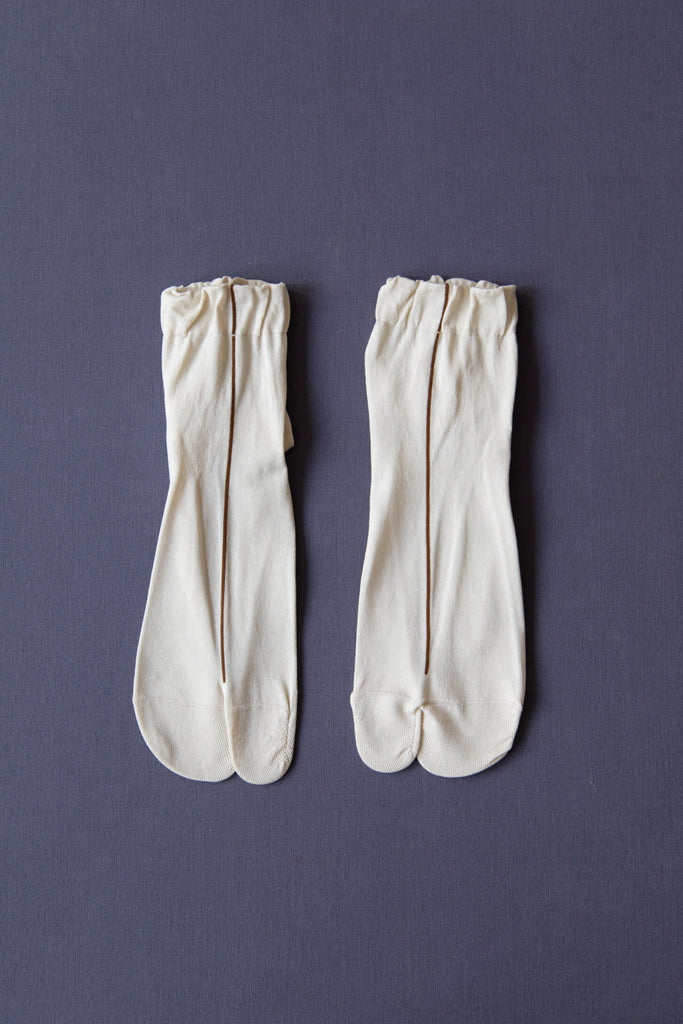 Antipast | Tabi Socks in Ivory