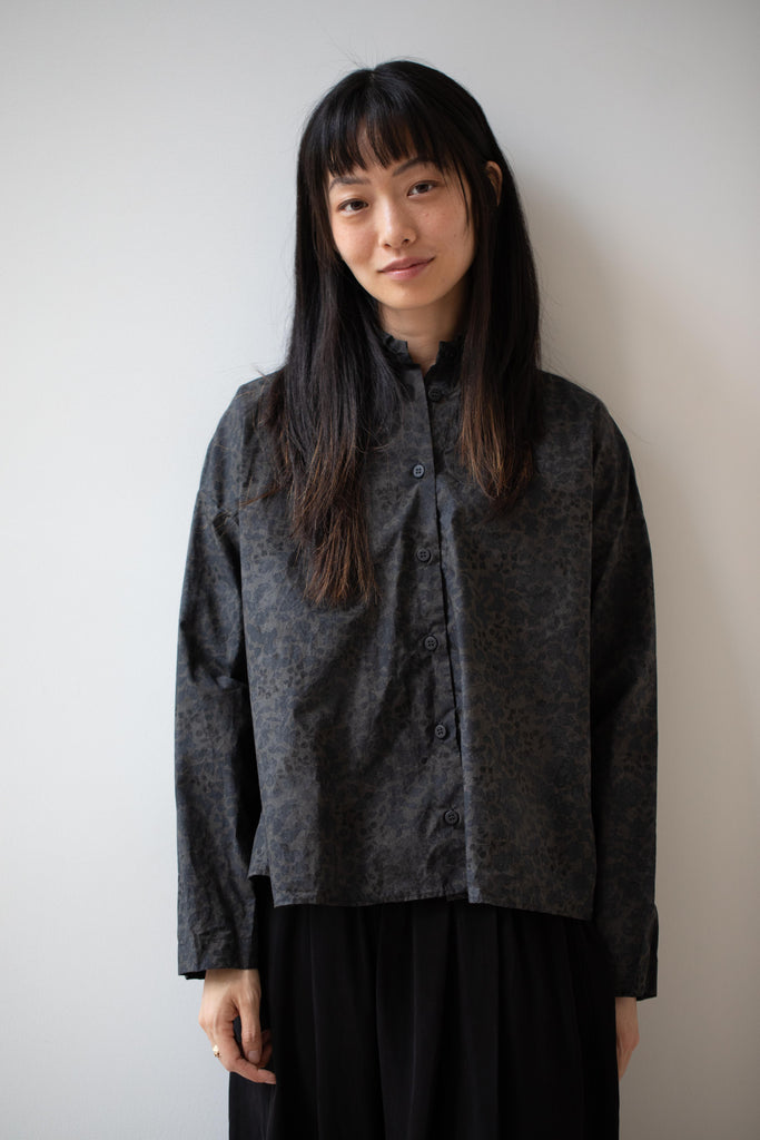 Bergfabel | Short Overshirt in Dark Flower