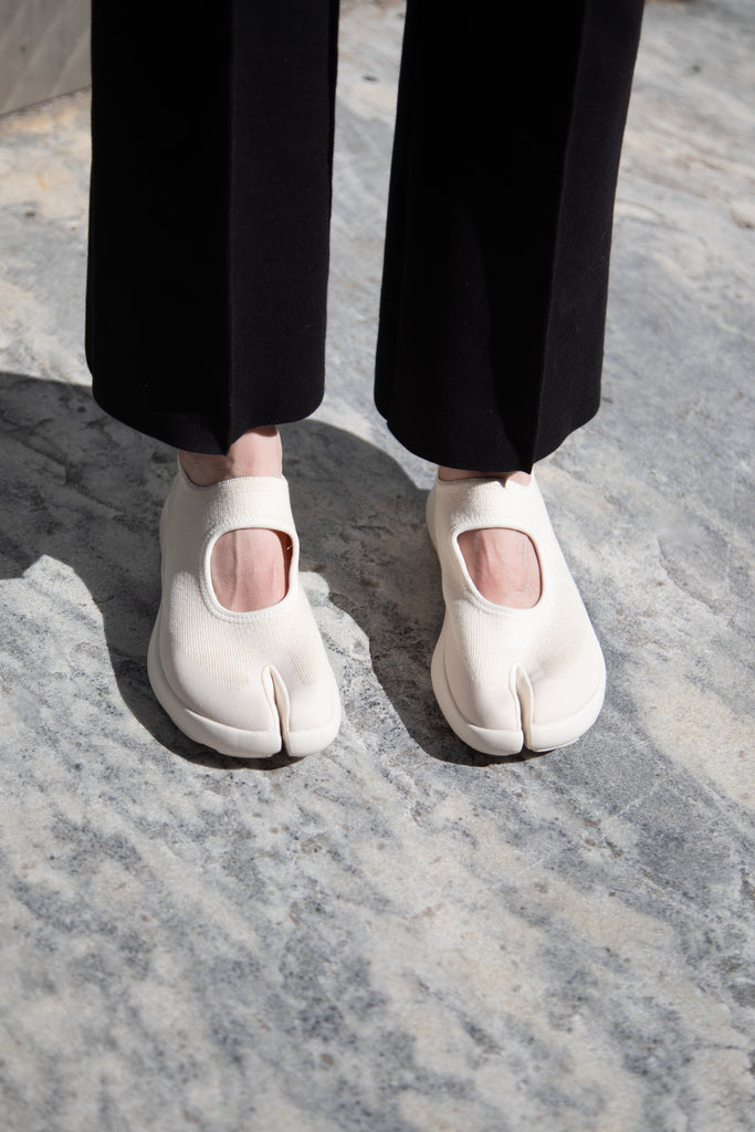 Tabi | Sandal in Off-White