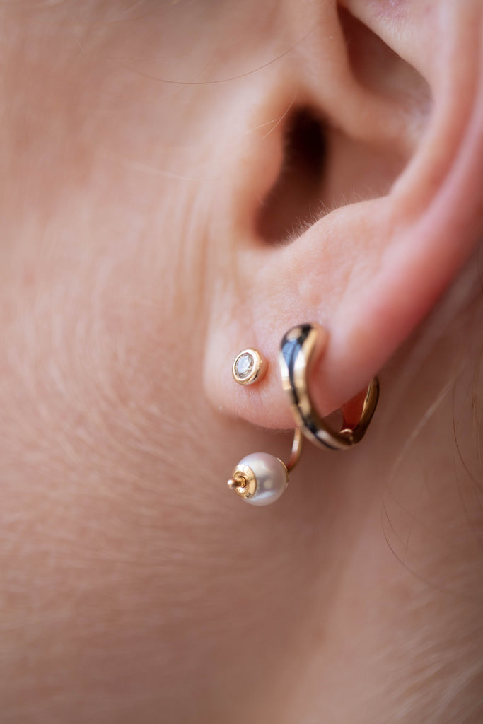 Hirotaka | Bumble Bee Diamond & Pearl Earrings