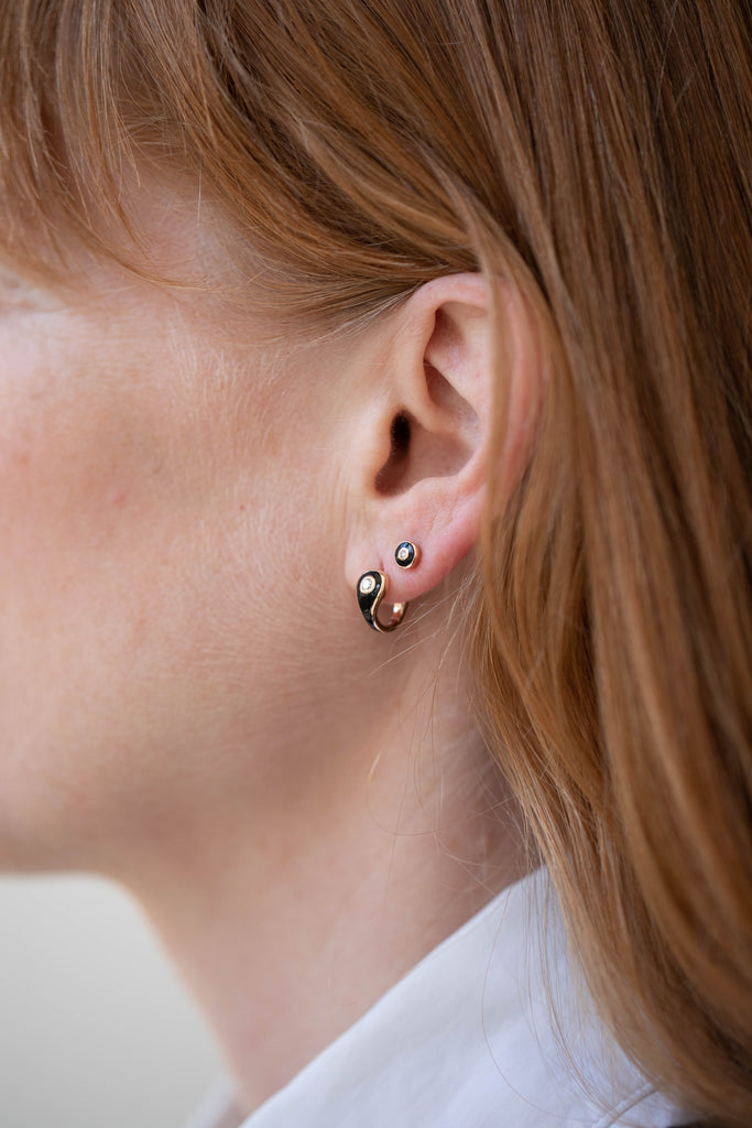 Hirotaka | Bird of Paradise Enamel Diamond Hoop Earrings Jet Black