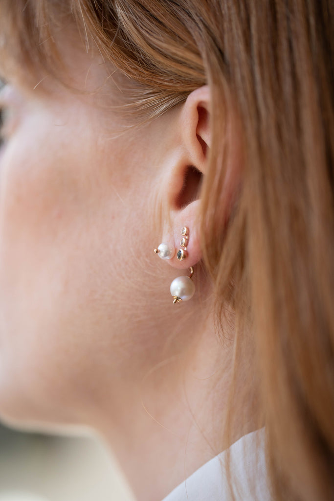 Hirotaka | Bumble Bee Pearl & Pearl Earrings