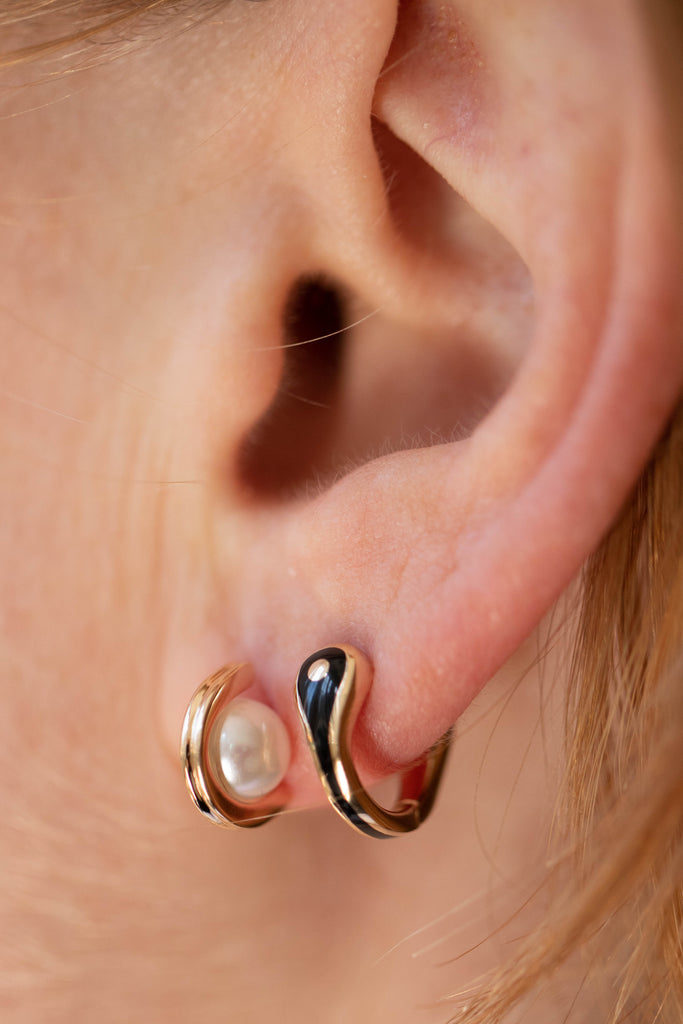 Hirotaka | Beluga Pearl Earrings