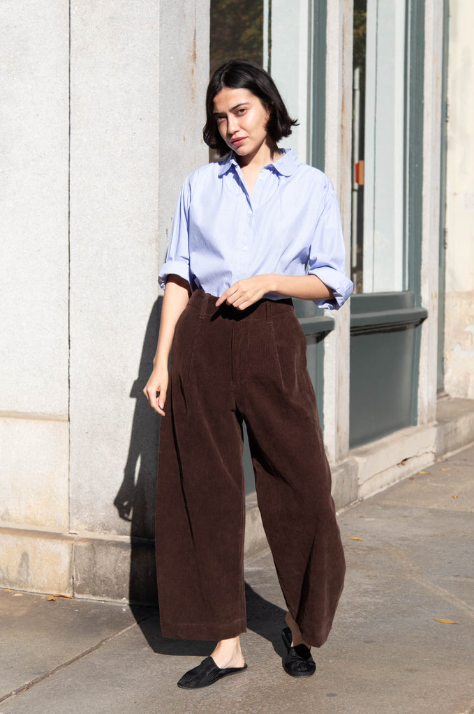 Aseedonclöud | HW Wide Trousers in Brown Corduroy