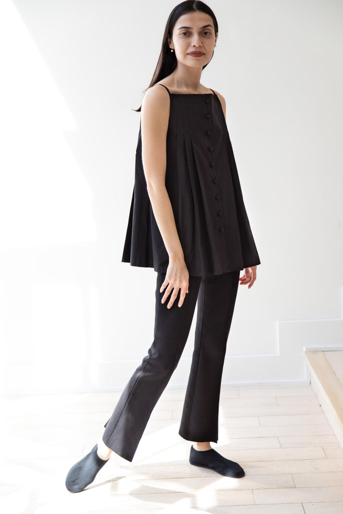 Unisecon | Sharrin Top in Black