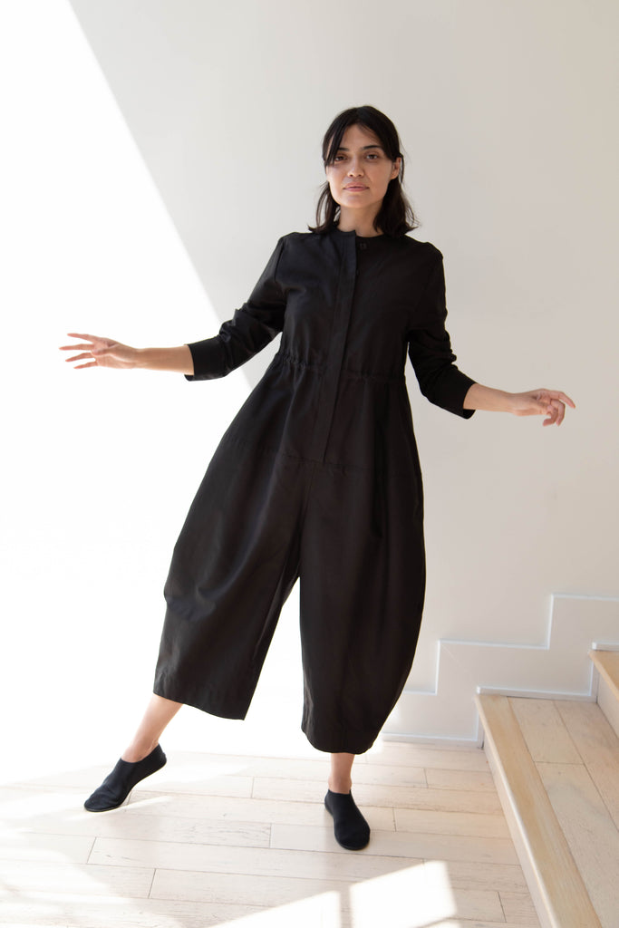 Tenne Handcrafted Modern | Barrel Leg Jumpsuit in Black