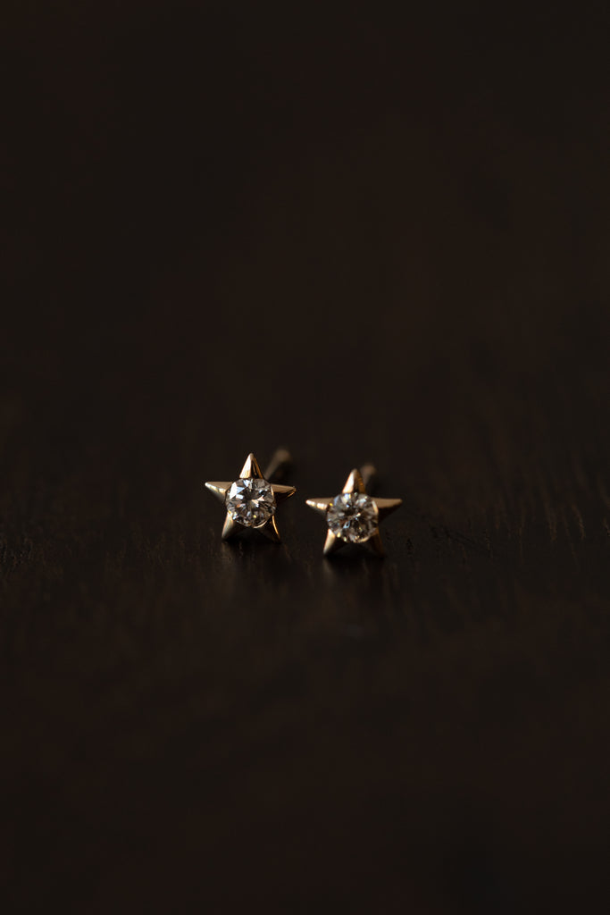 Hirotaka | Diamond Star Stud Earrings
