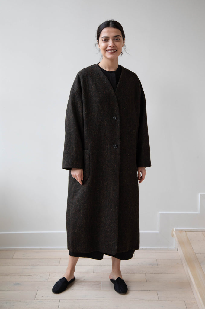 Arts & Science Tweed V-Neck Long Coat in Moss