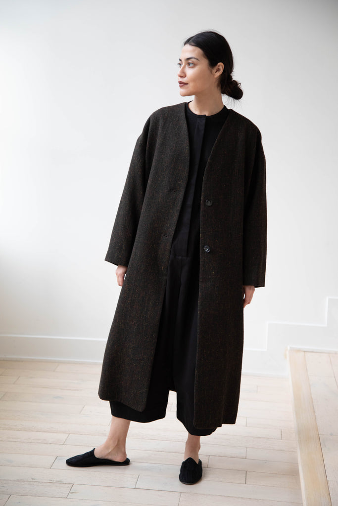 Arts & Science Tweed V-Neck Long Coat in Moss