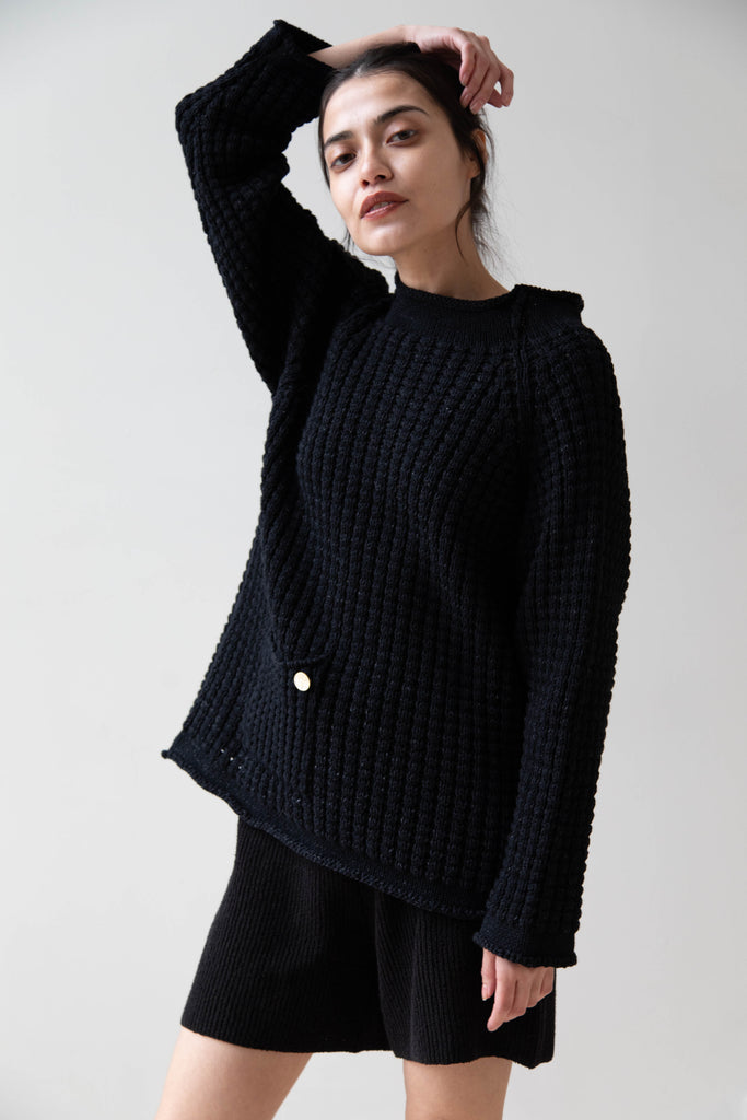 Xenia Telunts | Sandy Fisherman Pullover in Black