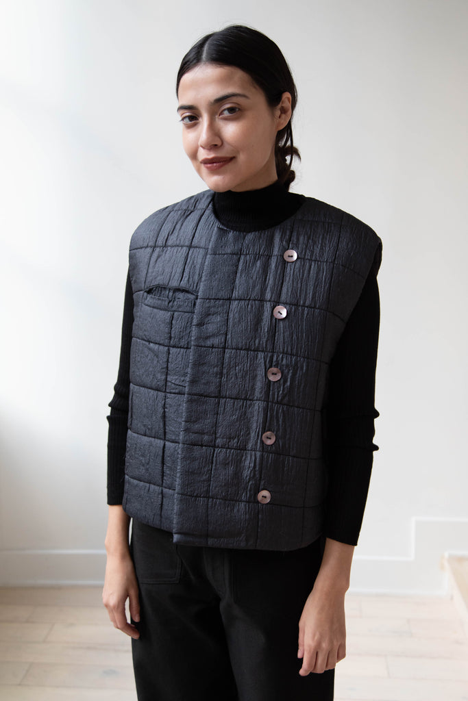 Anaak Ledha Quilted Vest in Black Tussar Silk