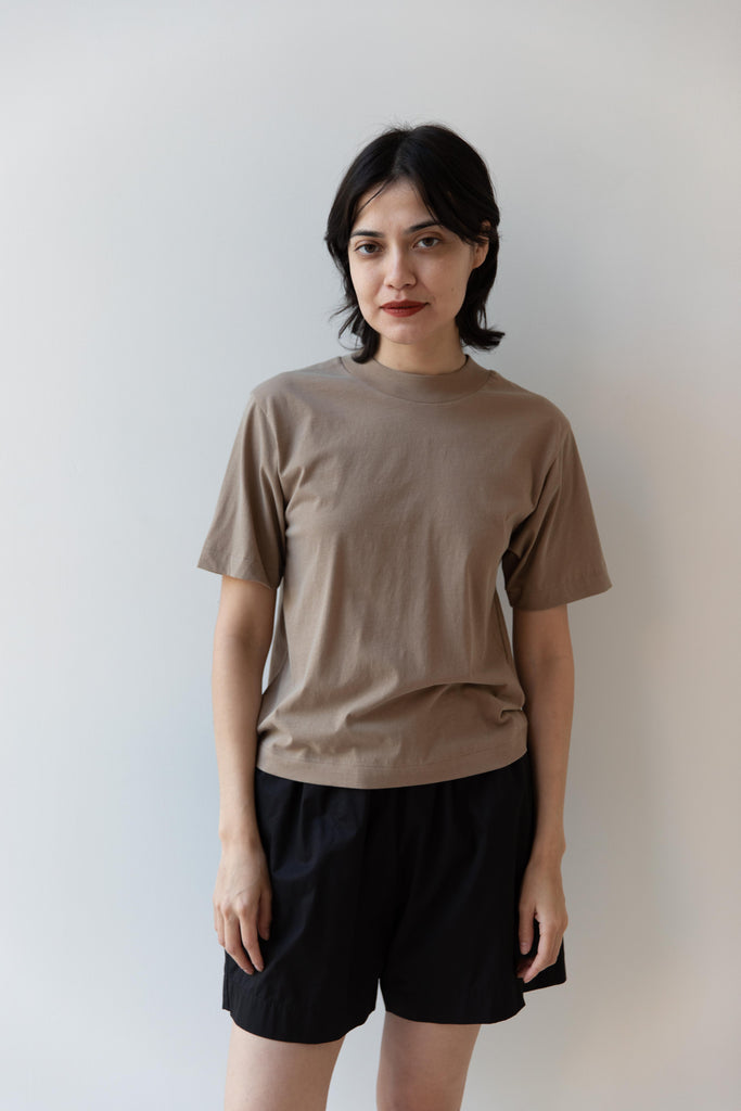 Aton | Fresca Nubuck T-Shirt in Beige