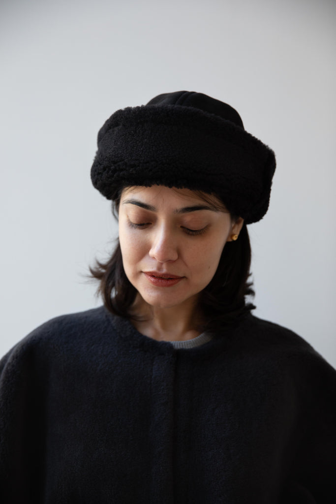 Cawley | Suede Back Curly Hair Cap in Black