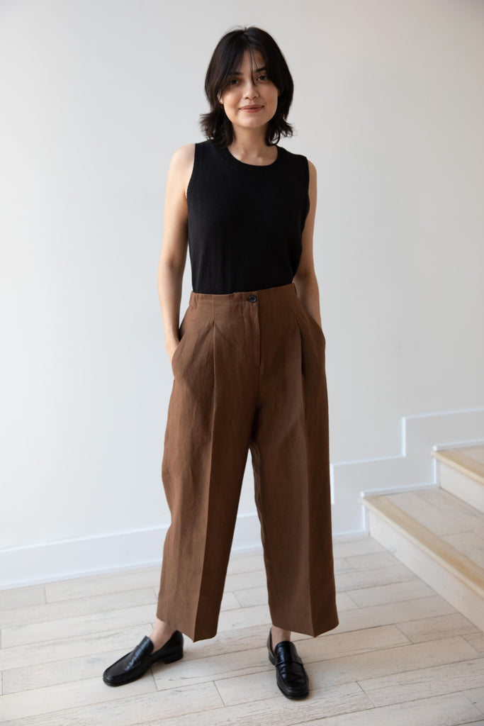 Margaret Howell | Pleated Front Cropped Trousers in Brown
