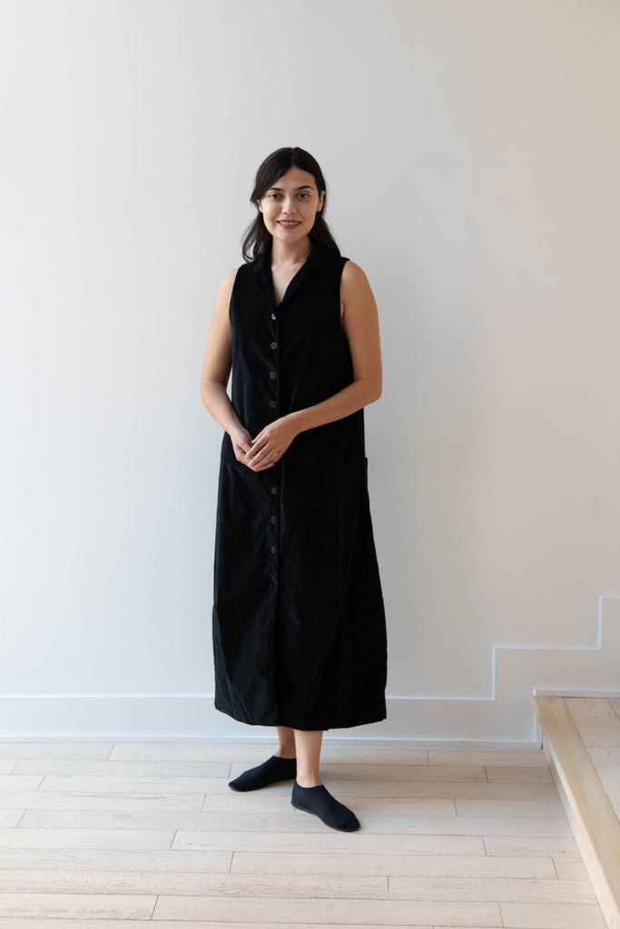 Album di Famiglia | Velvet Long Sleeveless Dress in Black