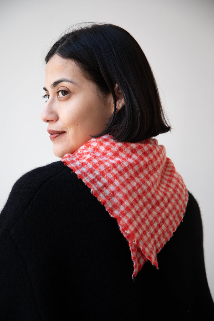 Apuntob | Vichy Cashmere Scarf in Red