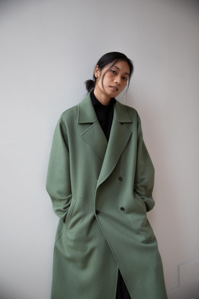Auralee | Cashmere Melton Handsewn Coat in Olive