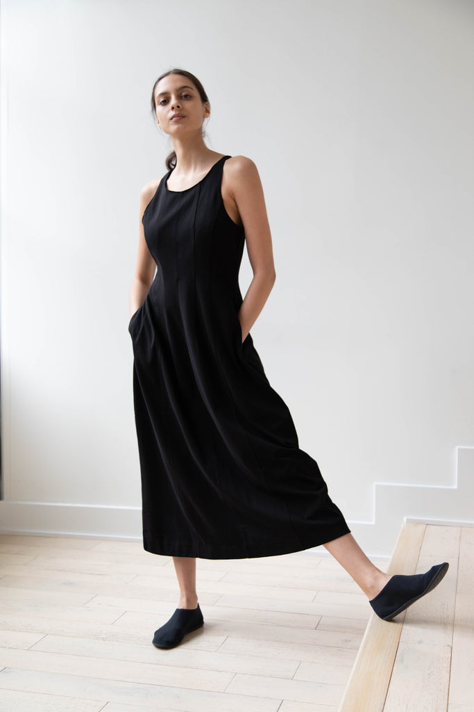 Auralee | Hard Twist Smooth Dress in Black
