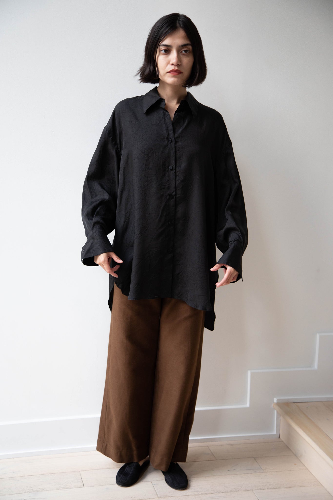 Sayaka Davis | Wide Sleeve Shirt in Black Cupro