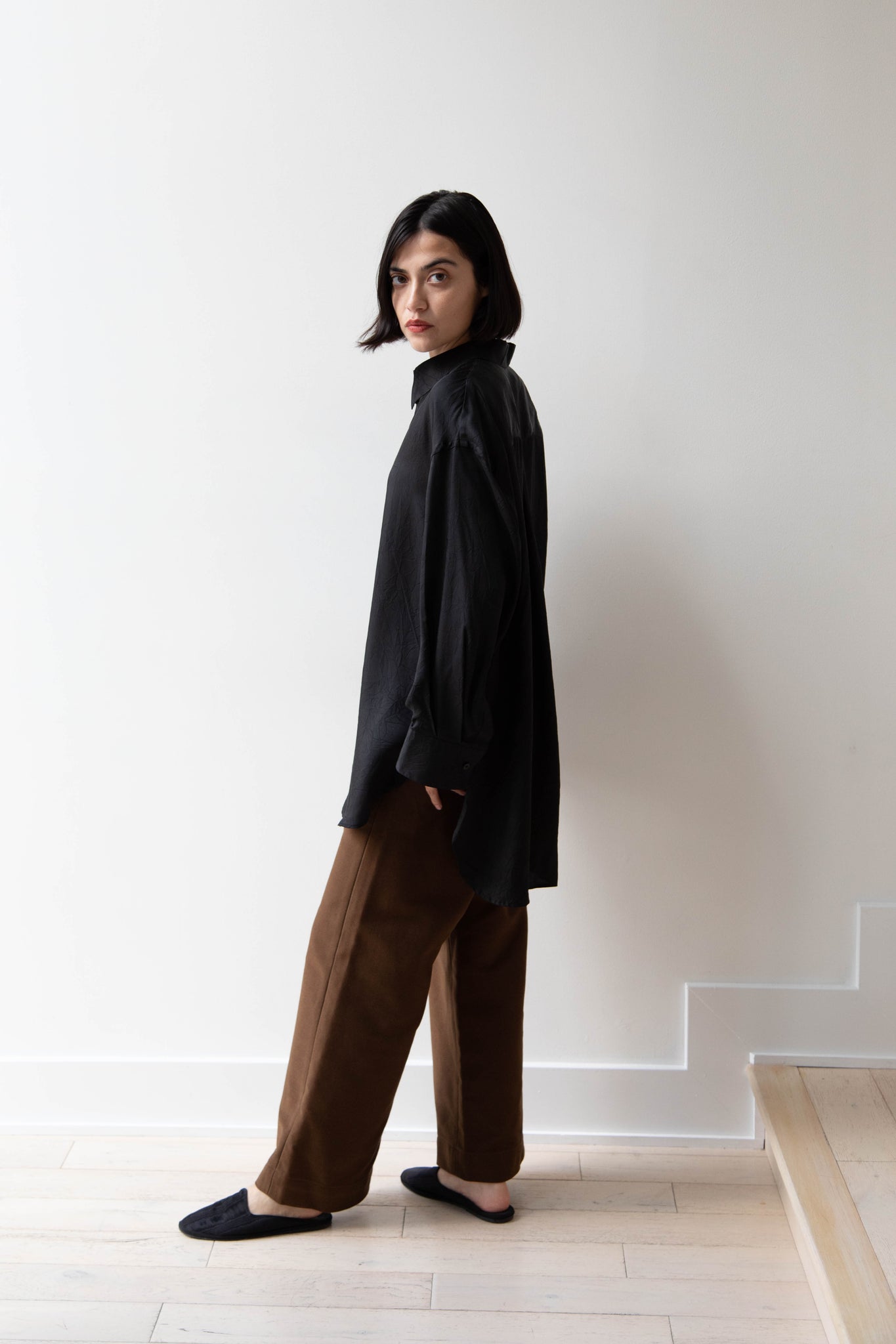 Sayaka Davis | Wide Sleeve Shirt in Black Cupro