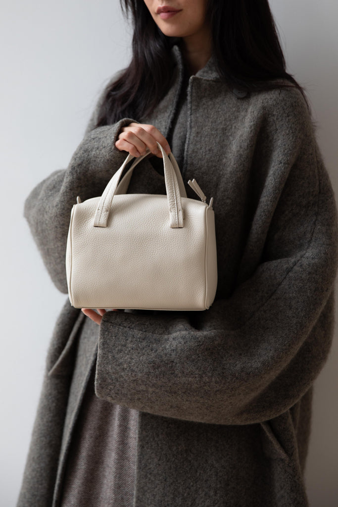 Nothing Written | Loaf Bread Tote Large Bag in Ivory