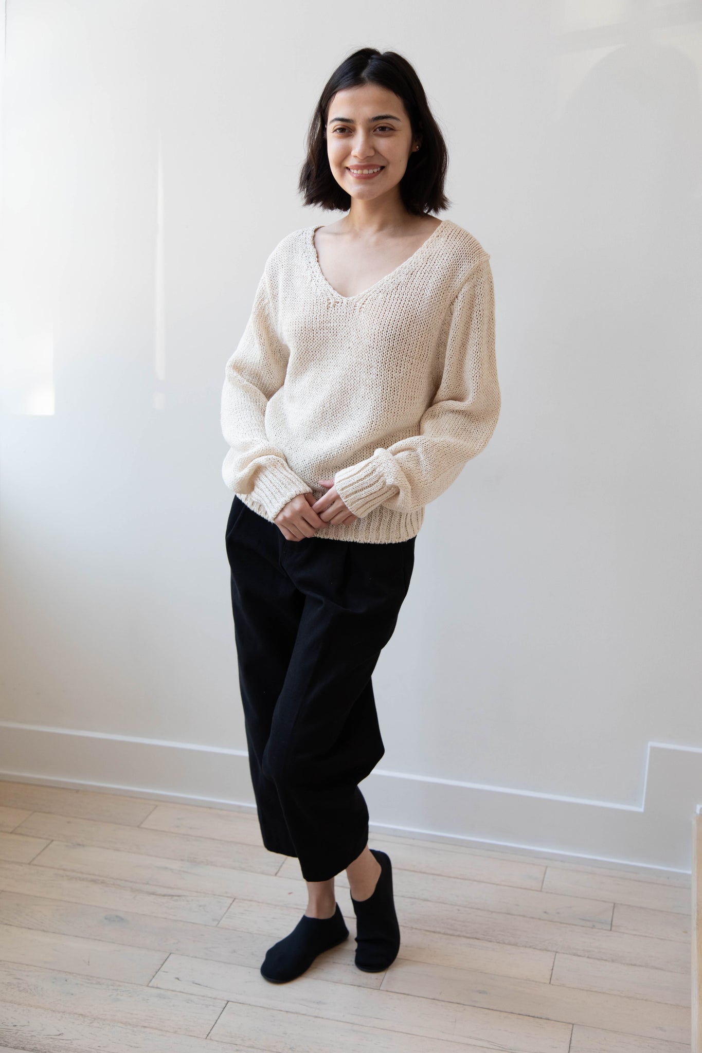 Nothing Written | Sia V-Neck Pullover in Ivory
