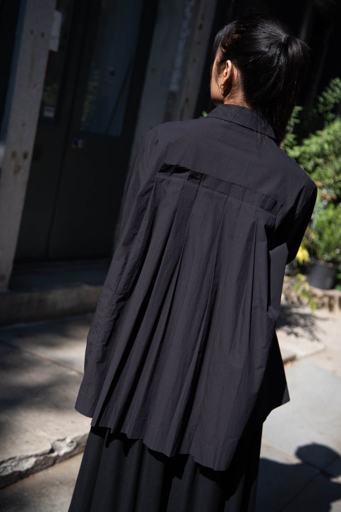 Unisecon | Bing Top in Black Poplin