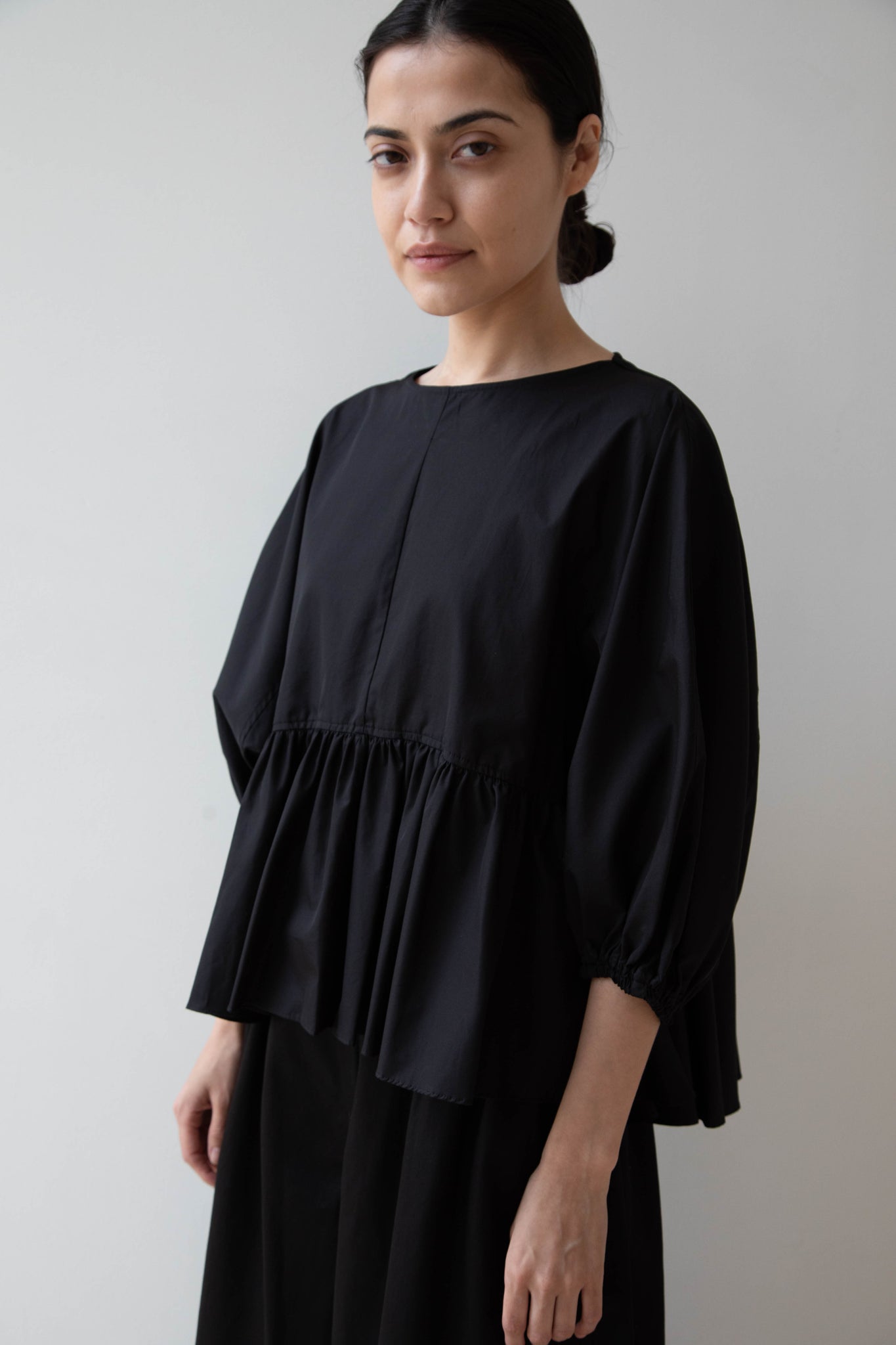 Tenne Handcrafted Modern | Gathered Pullover Top in Black