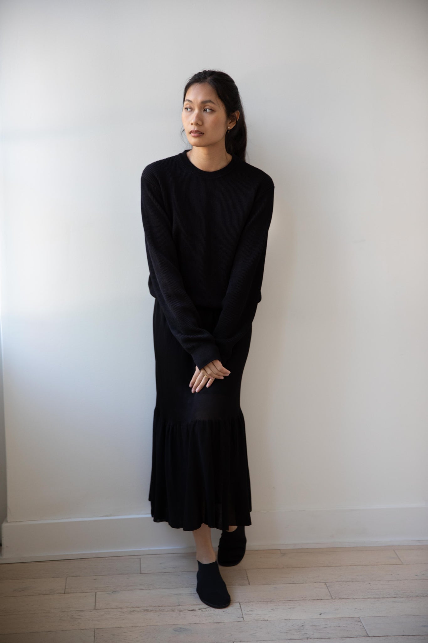 rennes — Auralee | Flat Yarn Rib Knit Pullover in Black