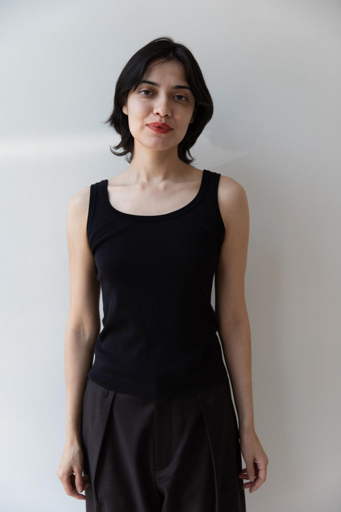 Aton | Fresca Circular Rib Tank Top in Black