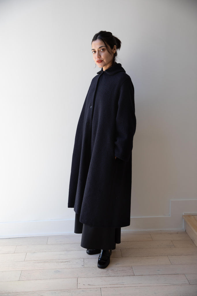 Apuntob | Coat in Black Night
