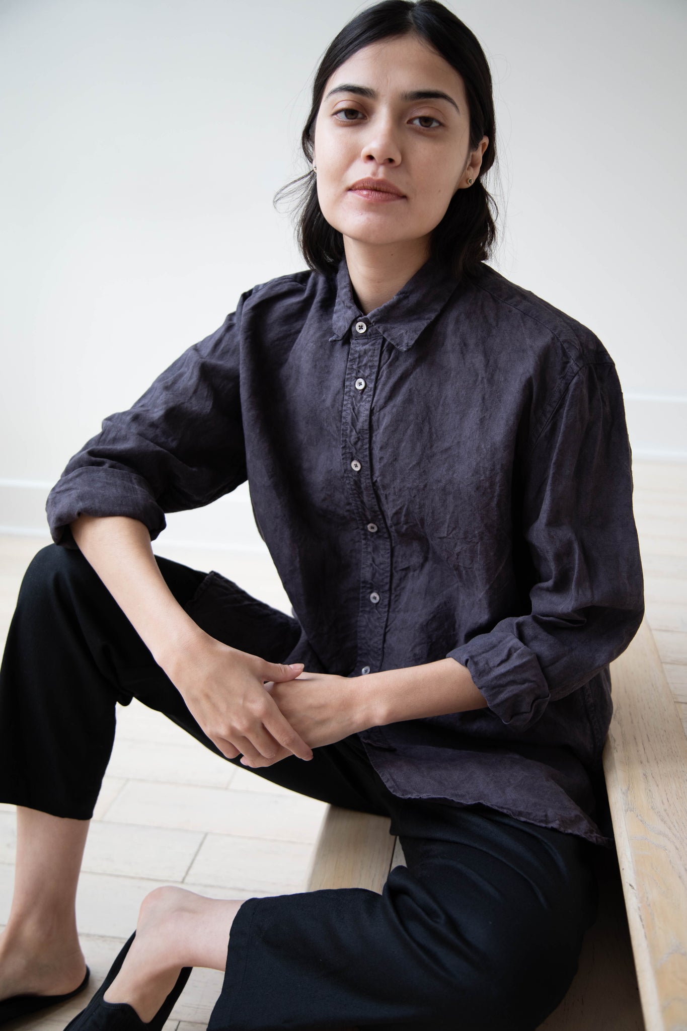 Oliver Church | Scalloped Shirt in Anthracite Antique Linen